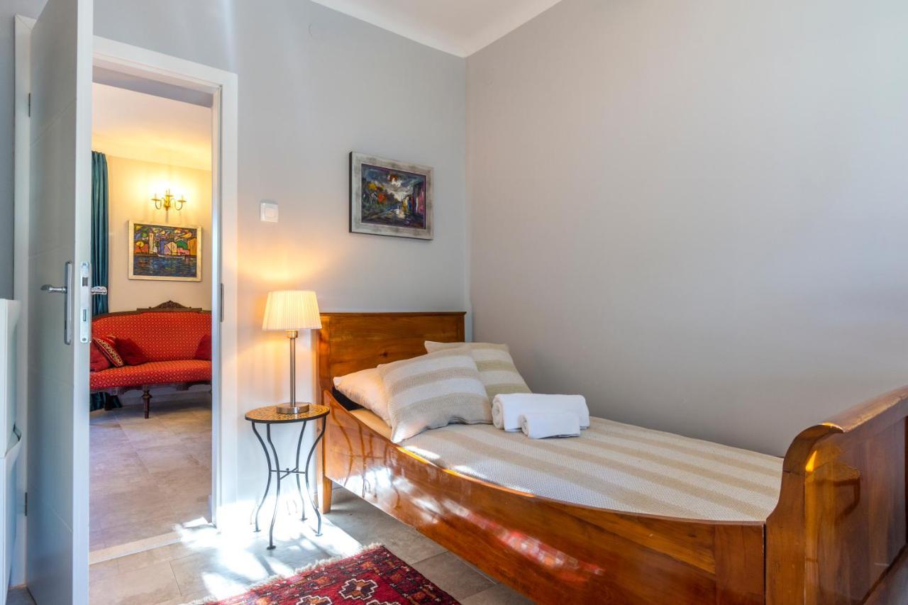 The Three Flowers Pool House Trogir Exterior foto