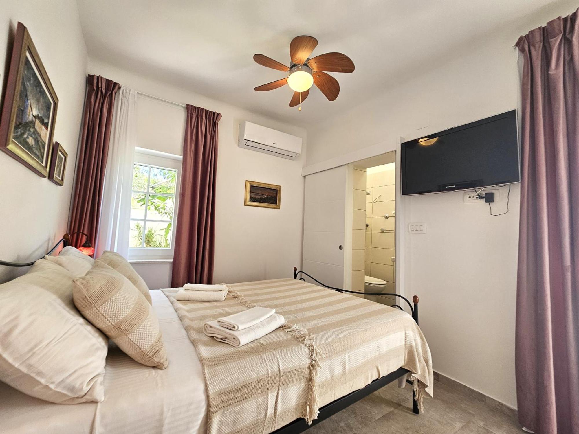 The Three Flowers Pool House Trogir Exterior foto